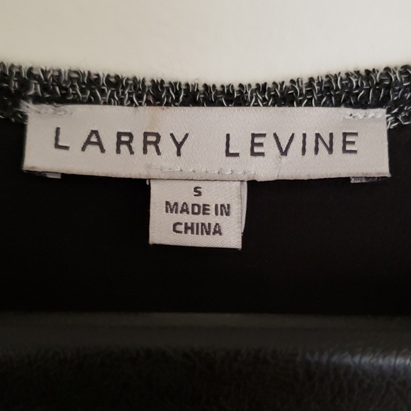 Larry Levine Split Back Striped Sweater - Picture 6 of 7